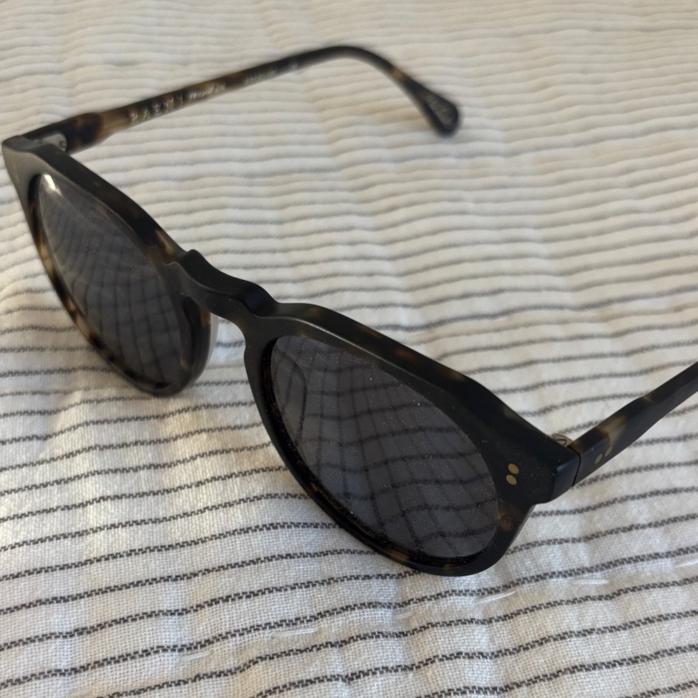 RAEN REMMY Tortoise Shell Round Sunglasses NWOT